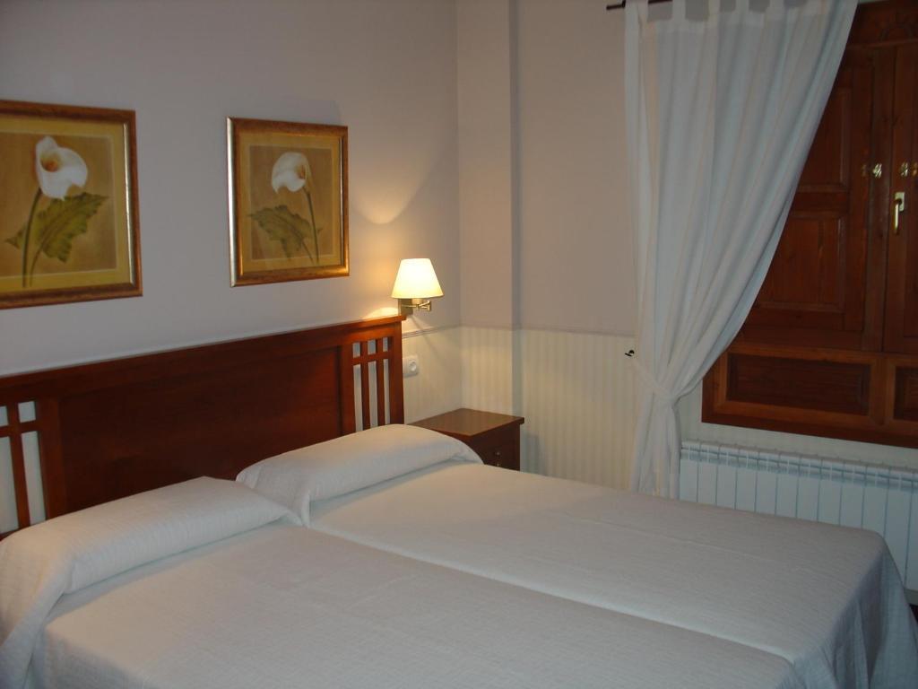Hospederia El Fielato Hotel El Burgo De Osma Bilik gambar